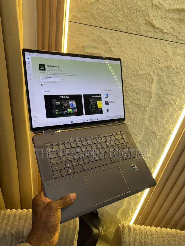 HP Spectre x360 16GB Intel Core i7 1TB SSD Laptop - 1