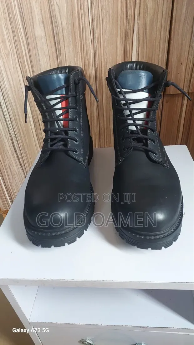 Tommy Hilfiger Black Leather Boots - Size 46 - 1