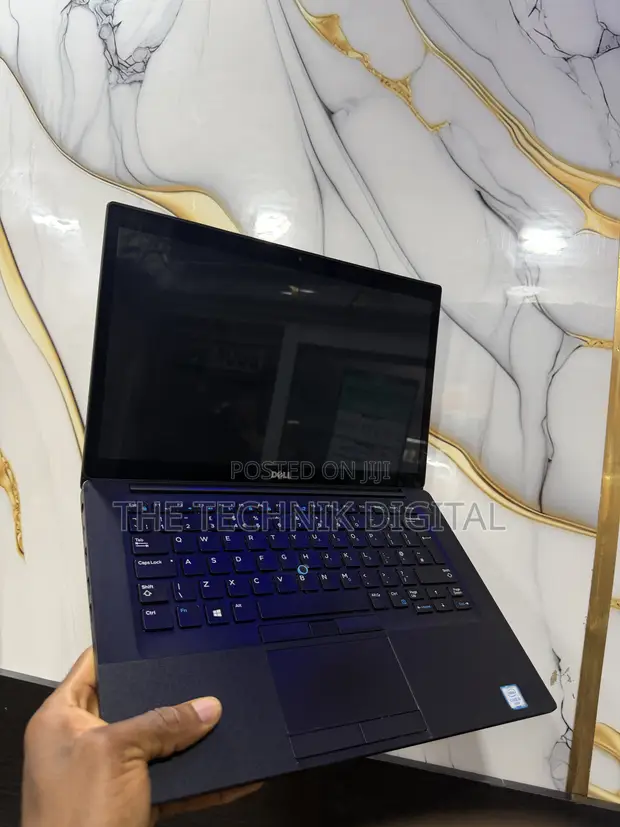 Dell Latitude 7480 Laptop: Intel Core i5, 8GB RAM, 256GB SSD - 1