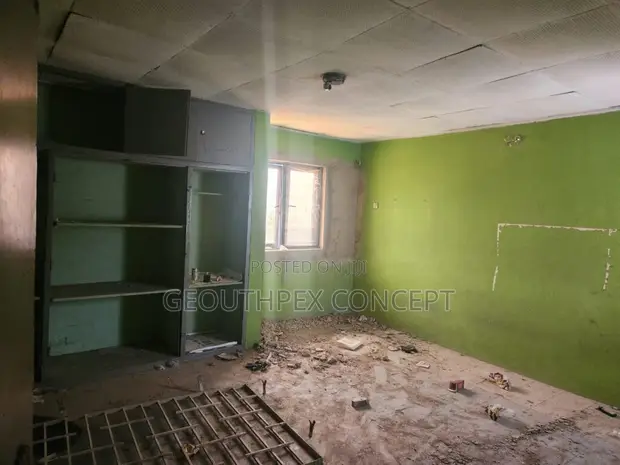 5-Bedroom Duplex Don Sayarwa a Ikolaba GRA, Ibadan - 1