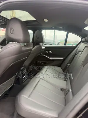 BMW 330i xDrive 2020 Black