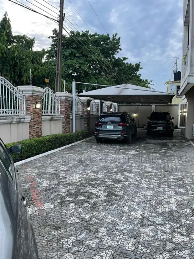 Gidan Sauyi 3 Bedroom Don Siyarwa a Onipanu - 1