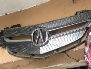 Gurin Gaba na Acura MDX 2008