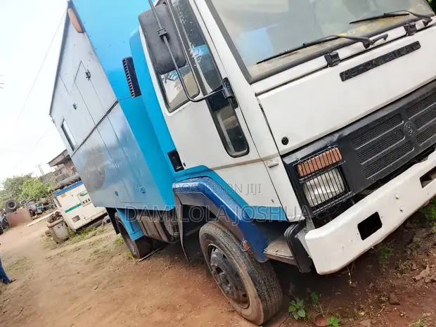 Ashok Leyland 1718 Truck - Clean, Buy & Drive - 1