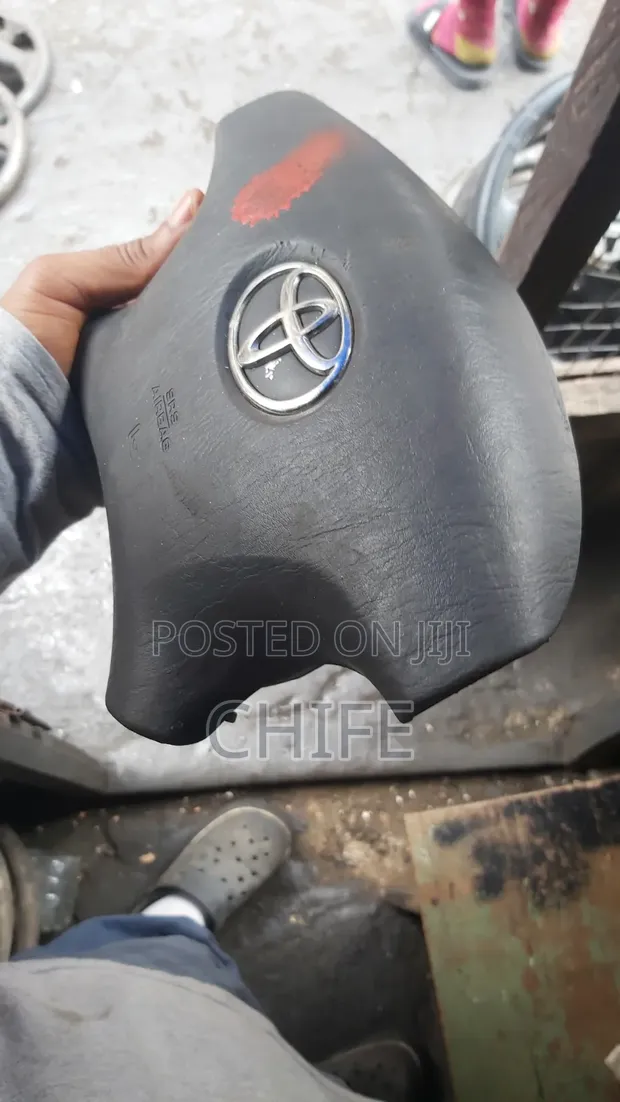 Tokunbo Steering Airbag for Toyota Highlander 2003-2004 - 1