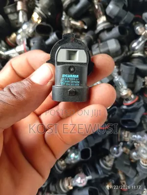 9005 & 9006 Halogen Headlight Bulb (Refurbished)