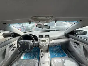 Toyota Camry LE 2008