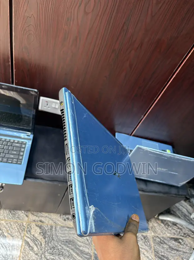 Acer Aspire 5 Laptop - Intel Core i5, 8GB RAM, 128GB SSD - 1