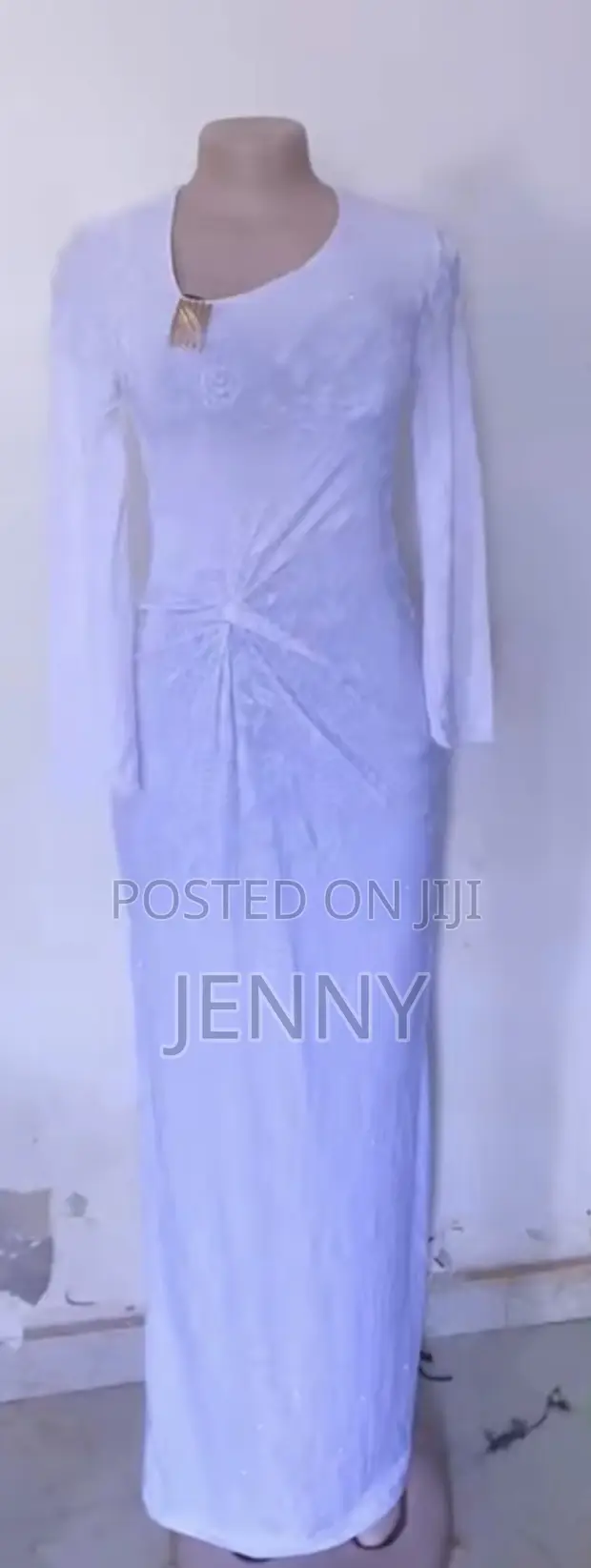 Ladies Dress, Gown, and Wigs Set - 1