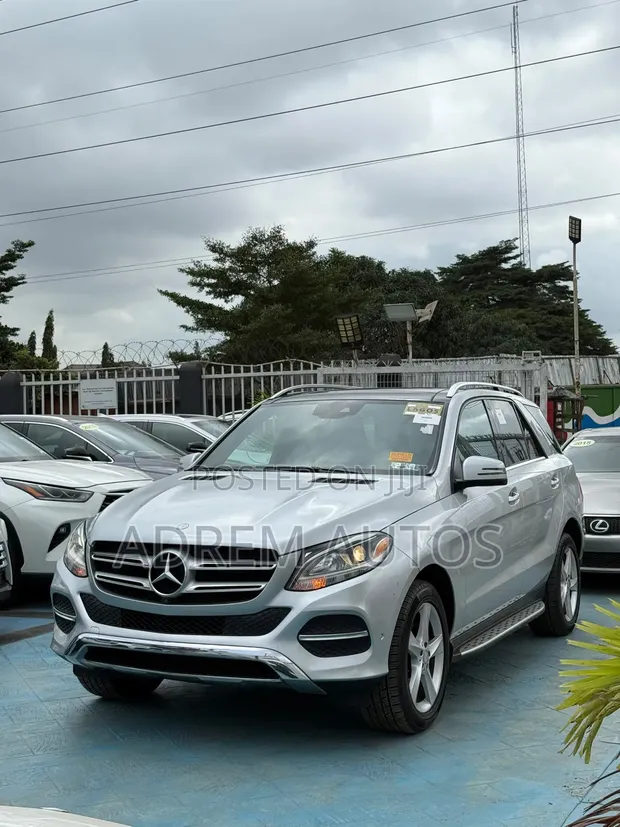 Mercedes-Benz GLE 350d 4MATIC 2017 Silver - 1