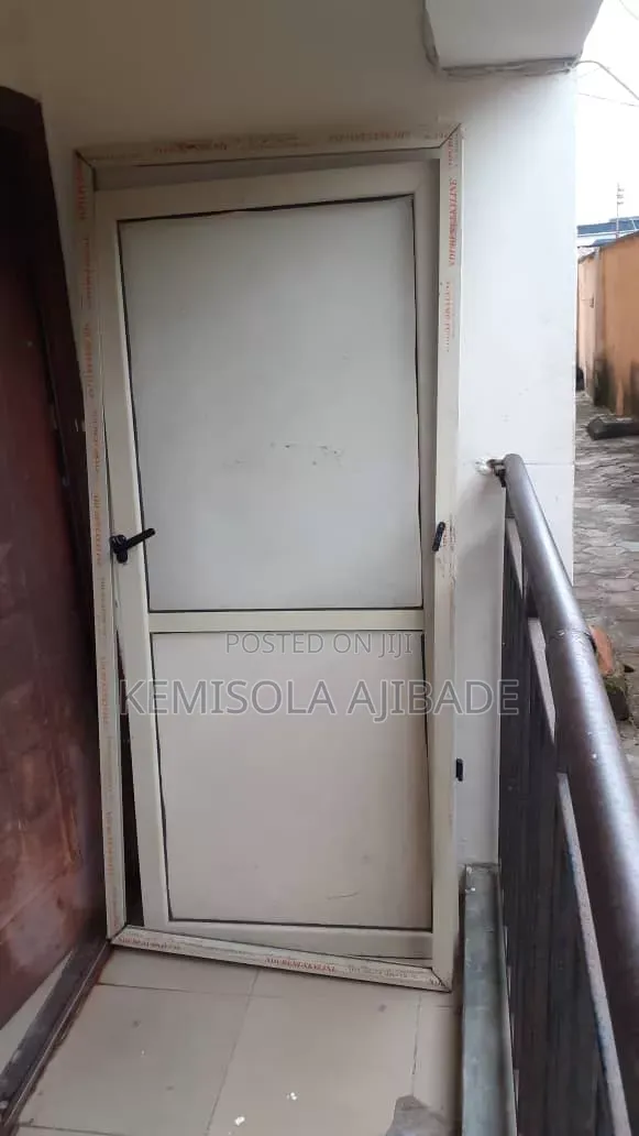 Kofa da Firam na Aluminiyum da aka yi amfani da ita - 1