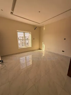 3-Bedroom Townhouse/Terrace in Capital Terrace, Lekki Expressway