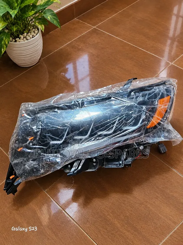 Toyota Land Cruiser Prado LED Headlights Set (Brand New) - 1