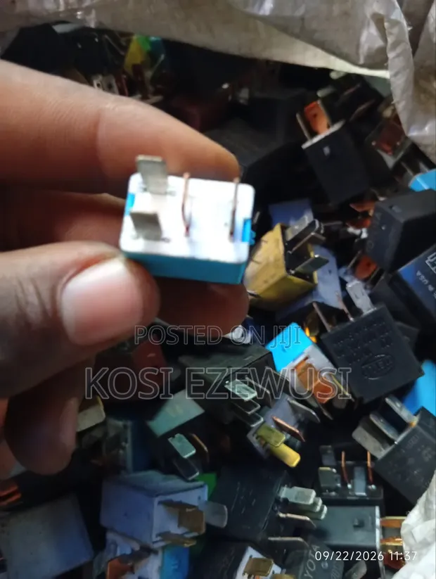 4-Pin Automotive Micro Relay (Baby Relay) - 1