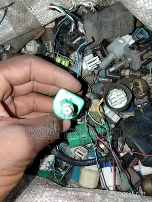 Toyota Highlander Brake Switch (Refurbished)