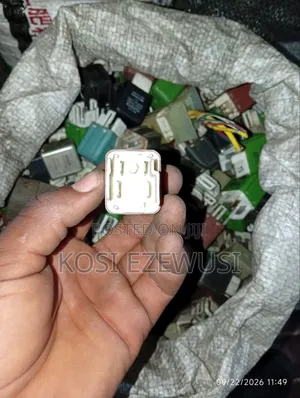 Refurbished 4-Pin Automotive Relay (Nau'in Toyota Denso)