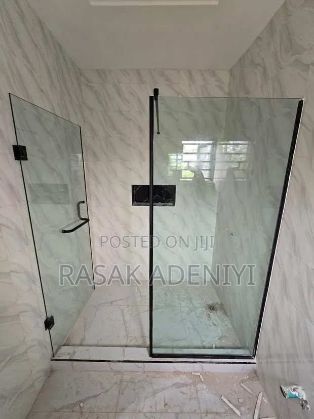 Master Shower Cubicle tare da Black Accessories - 1