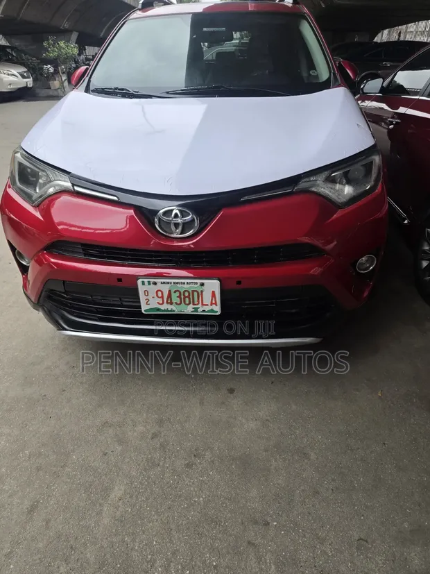 2013 Toyota RAV4 Limited AWD SUV - 1