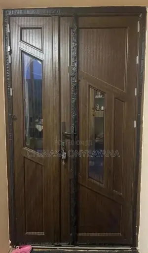 Magnetic Door Net - Keeps Air In, Blocks Insects