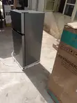 Hisense 124L Firijin Kyauta - 1