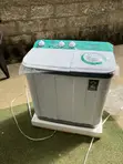 Hisense 7.5kg Manual Washing Machine - 1