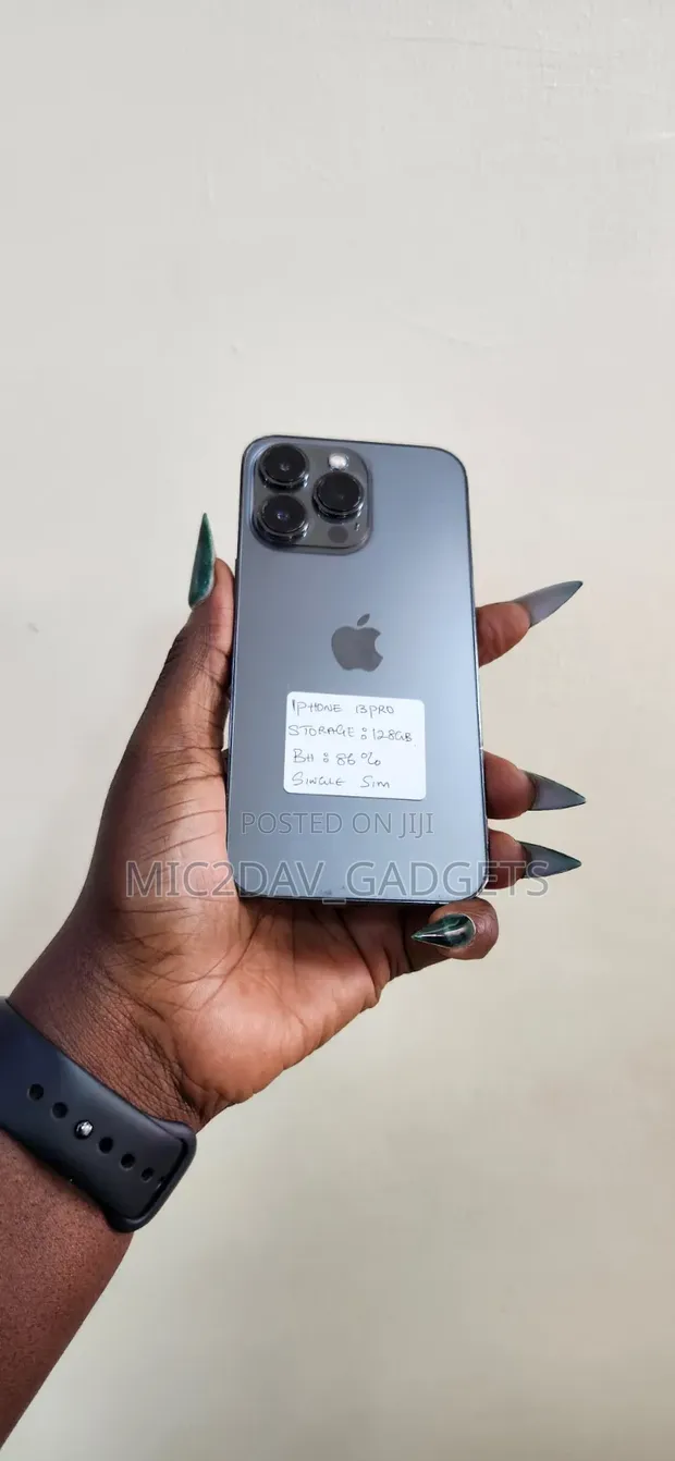 Apple iPhone 13 Pro 128GB Gray - 1