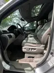 Honda Odyssey 2011 Silver - 2