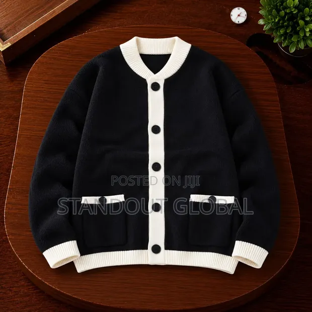 Louis Vuitton Sweatshirt - Black - 1