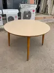 Tsohuwar Table Mai Zagaye Ta Itace - Sama Mai Haske - 1