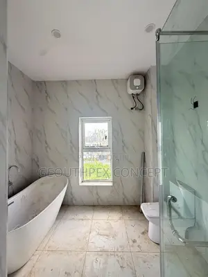 4-Bedroom Penthouse Triplex Duplex da BQ a Kolapo Ishola GRA, Akobo