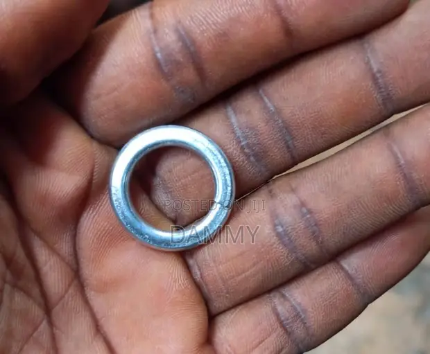 Galvanized Hexagonal Head Machine Bolt - 1