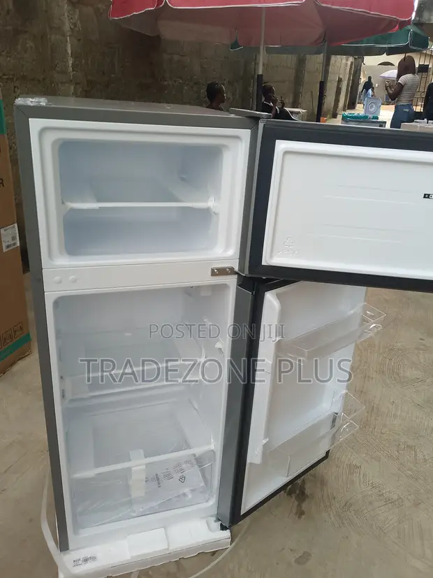 Hisense 124L Fridge - Compact Cooling Solution - 1