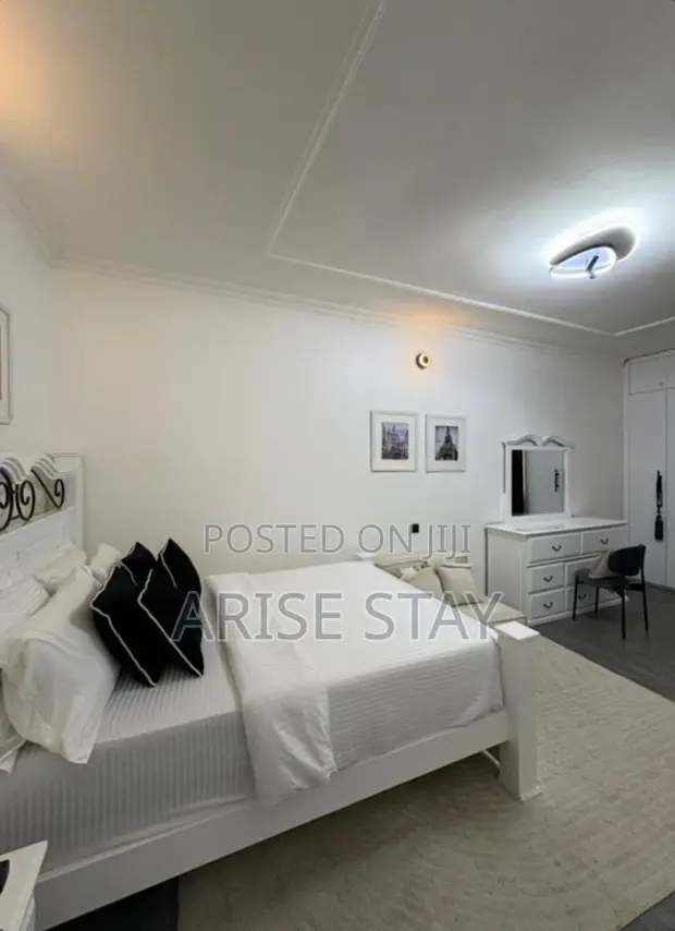 2-Bedroom Shortlet with Private Cinema & Pool | Banana Island, Ikoyi - 1