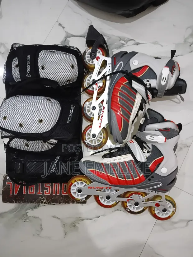 Runtastic Roller Skates da Kayan Karewa (Girman 39-40) - 1