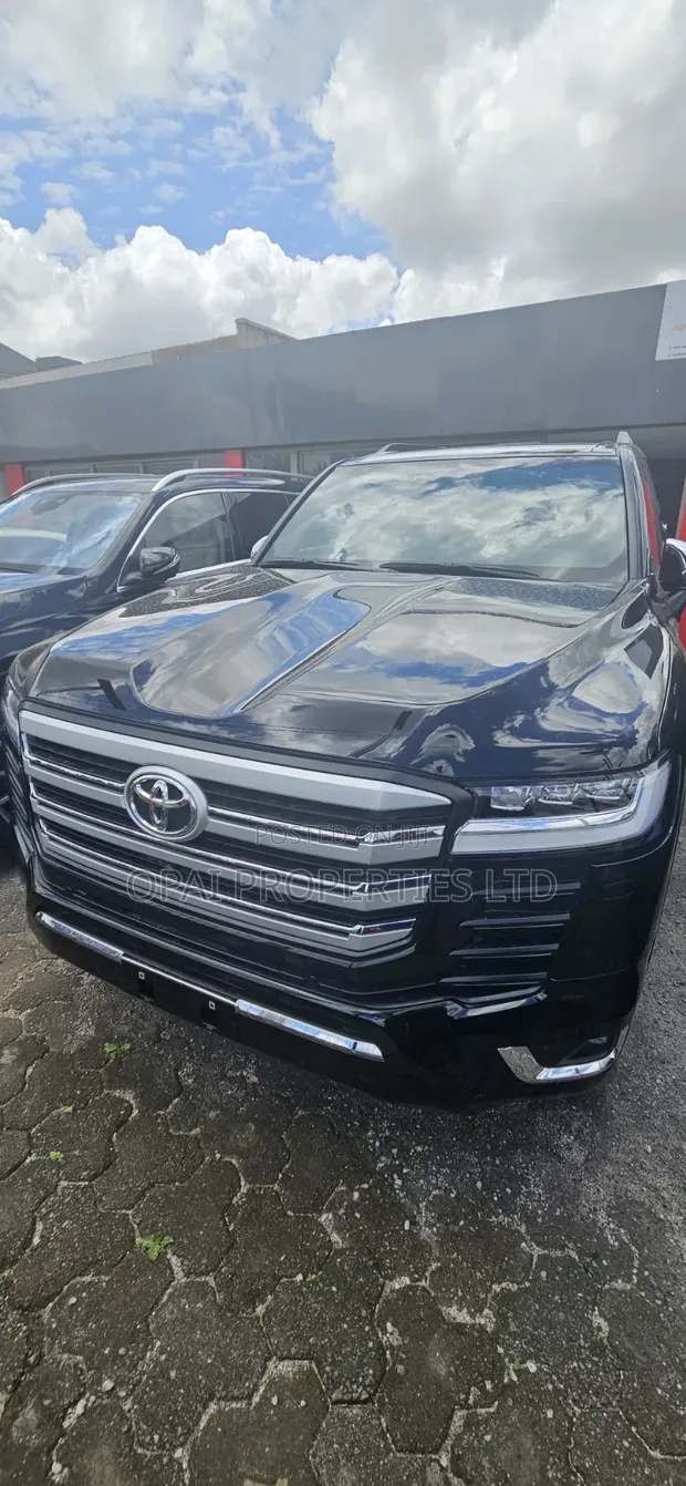 New Toyota Land Cruiser VX 2025 - 1