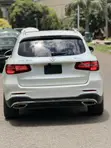 Mercedes-Benz GLC300 2017 Fari - 2