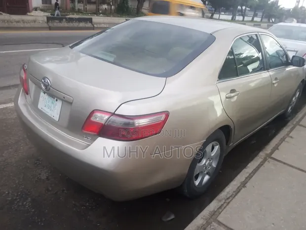 Toyota Camry LE Zinari 2007 - 1