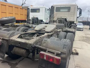 Brand New Sinotruk Howo Bus 2025 White