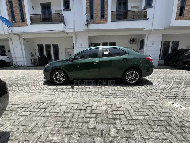 2015 Toyota Corolla LE Eco Plus Sedan - 1