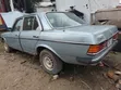 Mercedes-Benz 230E 1982 Gray - 2