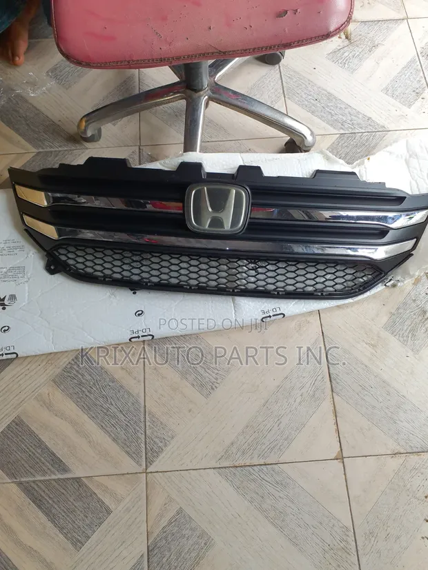 Brand New Honda Pilot Front Grille 2016 - 1
