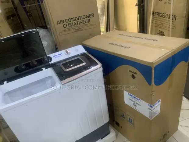 Skyrun SPB116-024S 11kg Twin Tub Washing Machine - 1