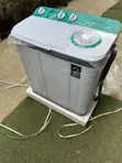 Hisense 7.5kg Manual Washing Machine - 2