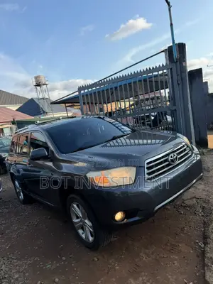 Toyota Highlander Limited 2010 Grey