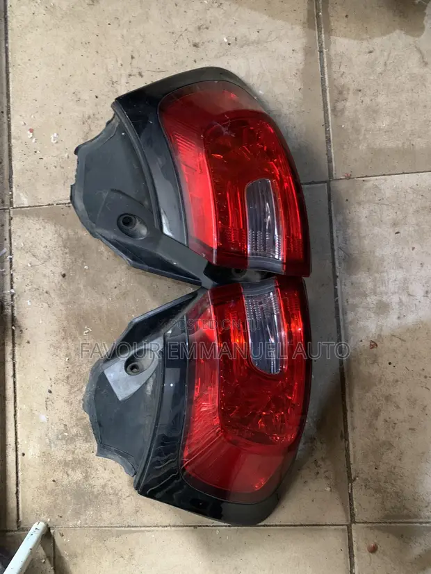 Jeep Cherokee Backlight (Na Kadan) - 1