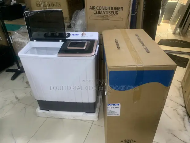 Skyrun 11kg Twin-Tub Washing Machine - 1