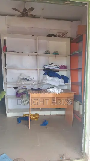 Kayan Shago, Teburin Ofis, Wardrobe, Fan