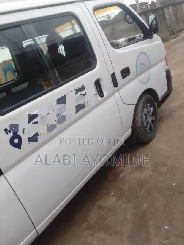Nissan Caravan (Urvan) 2007 Fari - 1