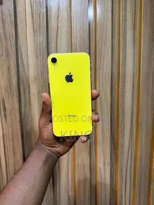 Apple iPhone XR 64GB Yellow