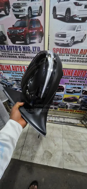 Madubin Bangaren Motar Mercedes-Benz GLE 450 (2020-2023)